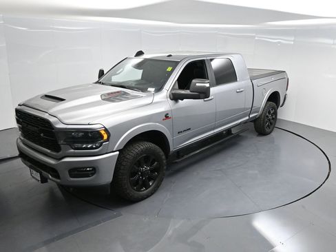 Used 2023 RAM 2500 Limited image 59