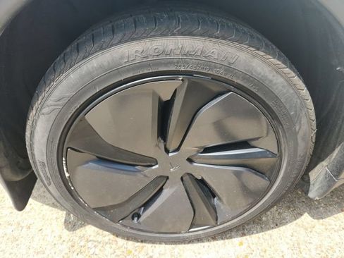 Used 2026 Tesla Model Y Long Range AWD/4WD image 15