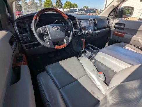 Used 2020 Toyota Sequoia Platinum AWD/4WD image 8