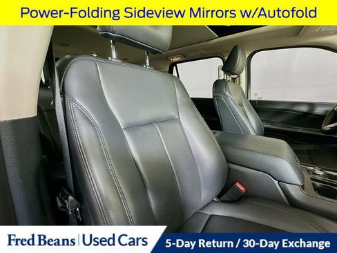 Used 2022 Ford Expedition Max XLT image 37