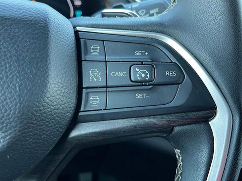 Used 2024 Jeep Grand Cherokee Limited 4xe image 21