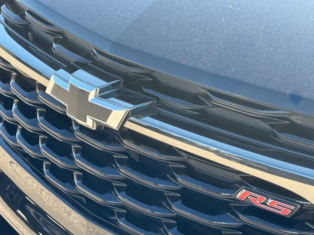 Used 2025 Chevrolet Trax RS w/ Sunroof Package FWD image 25
