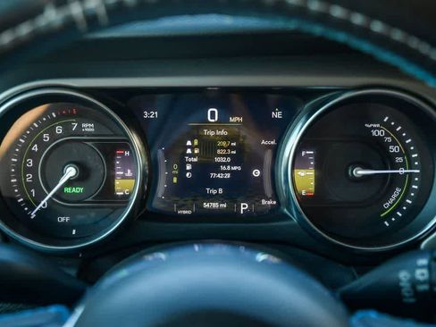 Used 2023 Jeep Wrangler Unlimited Rubicon 4xe w/ Cold Weather Group image 29