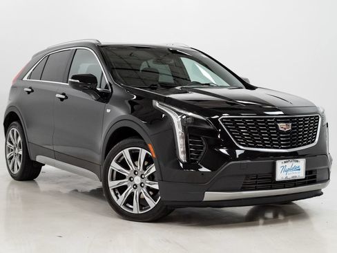 Used 2023 Cadillac XT4 Premium Luxury w/ Cold Weather Package AWD/4WD image 7