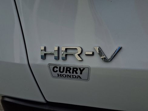 Used 2024 Honda HR-V Sport image 29