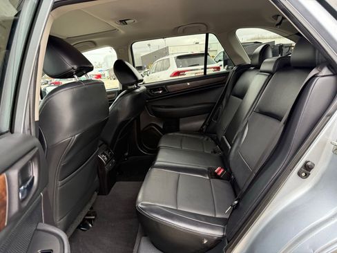 Used 2017 Subaru Outback 2.5i Limited image 28