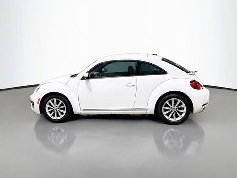 Used 2018 Volkswagen Beetle 2.0T S FWD image 9