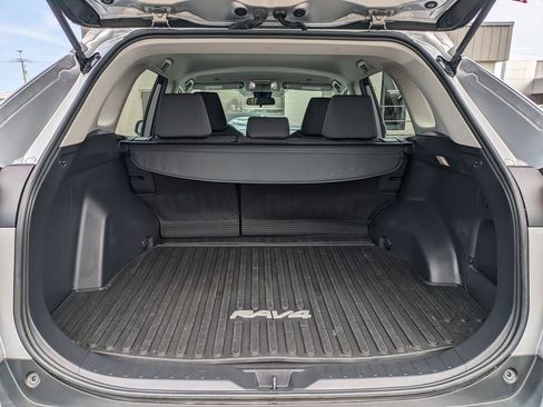 Used 2023 Toyota RAV4 XLE FWD image 13