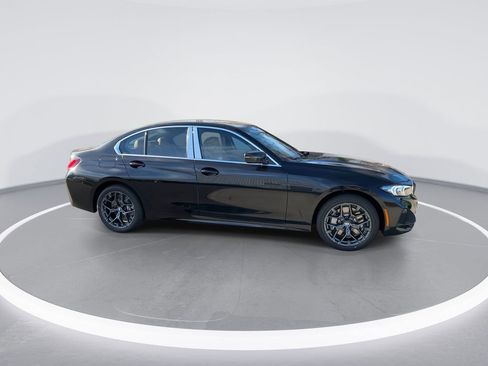 Used 2025 BMW 330i xDrive Sedan w/ M Sport Package image 9