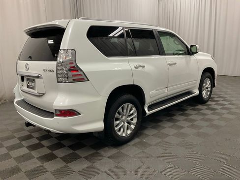 Used 2015 Lexus GX 460 w/ Premium Package AWD/4WD image 3