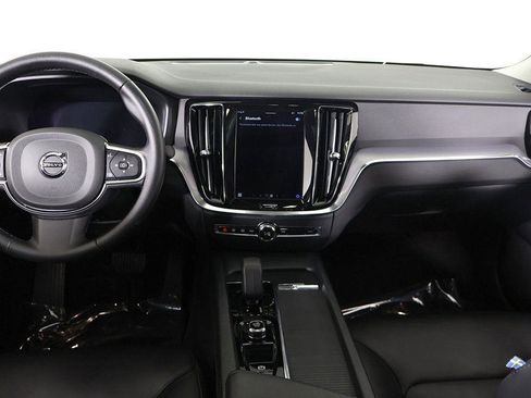 Used 2024 Volvo S60 B5 Core image 37