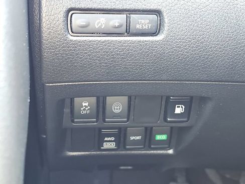 Used 2019 Nissan Rogue S AWD/4WD image 20