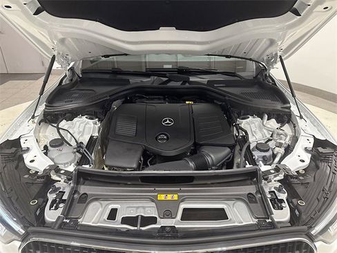 Certified 2025 Mercedes-Benz GLC 300 GLC 300 image 32