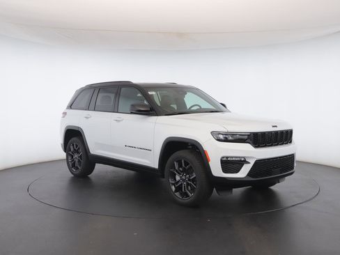 New 2025 Jeep Grand Cherokee Limited image 31