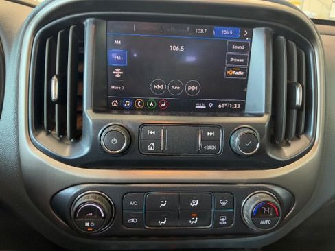 Used 2022 Chevrolet Colorado Z71 w/ Safety Package AWD/4WD image 16