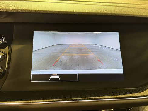 Used 2023 Buick Envision Preferred FWD image 18