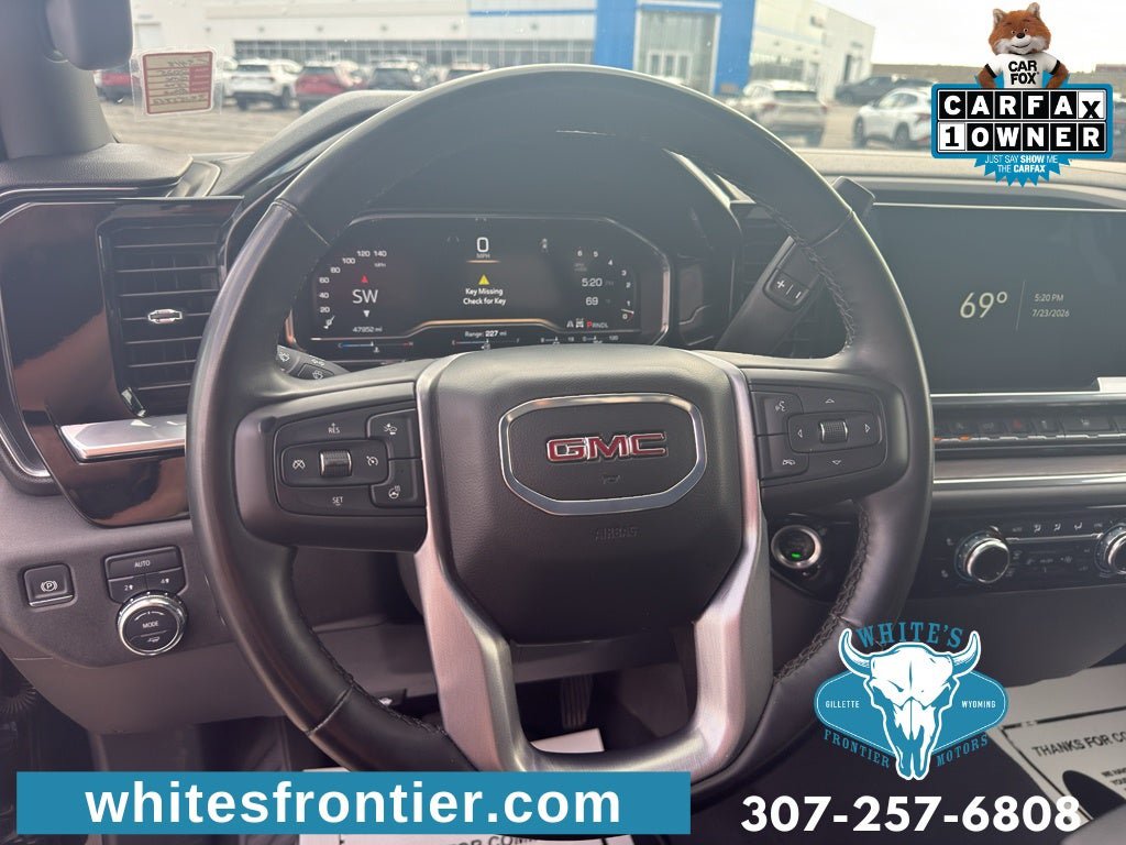 Used 2025 GMC Sierra 1500 SLT AWD/4WD image 14