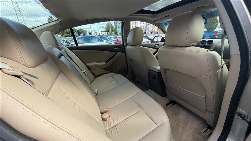 Used 2012 Nissan Altima 2.5 SL w/ 2.5SL Pkg FWD image 12