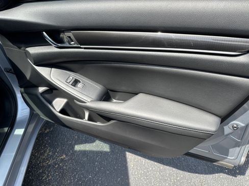 Used 2019 Honda Accord Sport image 21