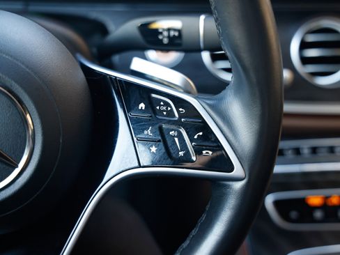 Used 2023 Mercedes-Benz E 450 4MATIC All-Terrain Wagon image 32