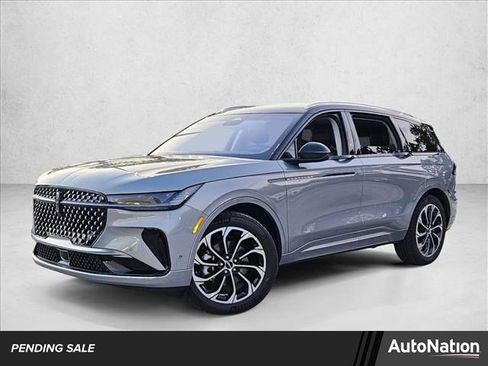 Used 2024 Lincoln Nautilus Reserve w/ Equipment Group 202A image 1