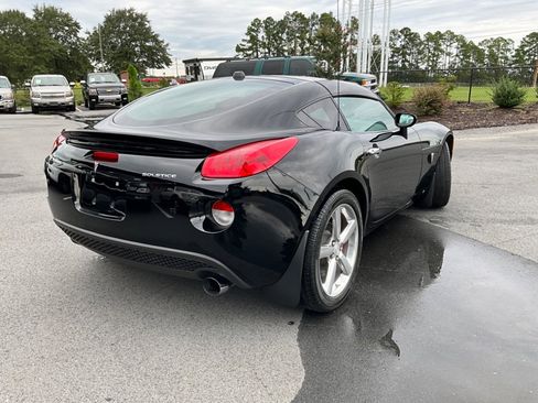 Used 2009 Pontiac Solstice Coupe w/ Premium Package image 4