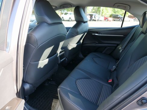 Used 2023 Toyota Camry SE image 14