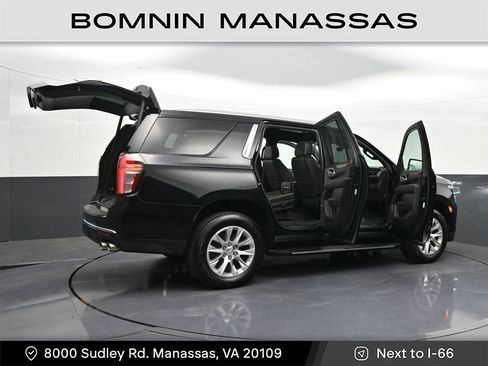 Used 2023 Chevrolet Tahoe Premier w/ Premium Package 2 AWD/4WD image 41