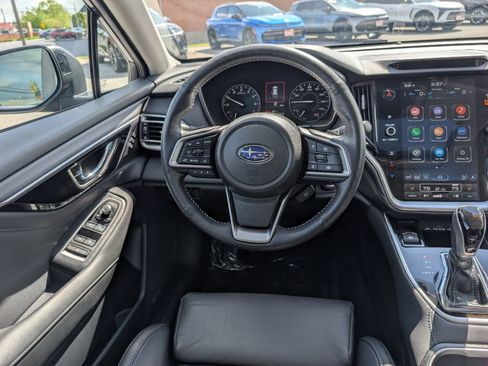 Used 2025 Subaru Outback Limited AWD/4WD image 19