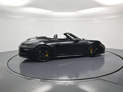 Certified 2025 Porsche 911 Carrera 4 GTS AWD/4WD image 46