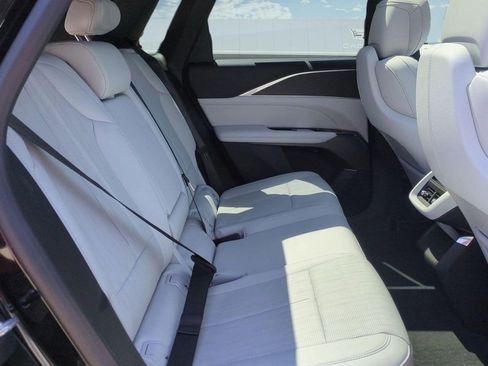 Certified 2024 Cadillac Lyriq Luxury RWD image 14