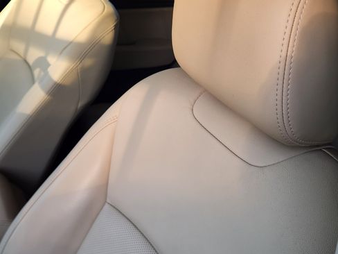 Used 2018 Subaru Outback 2.5i Limited image 18