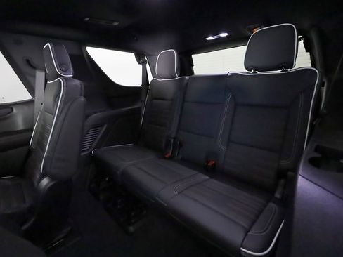 Used 2025 GMC Yukon AT4 Ultimate image 17