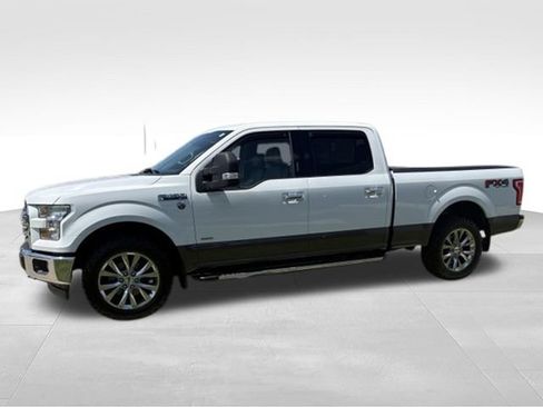 Used 2017 Ford F150 XLT w/ Equipment Group 302A Luxury AWD/4WD image 13