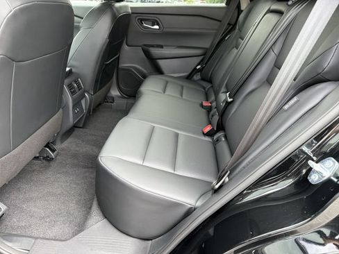 Used 2026 Nissan Rogue Dark Armor FWD image 31