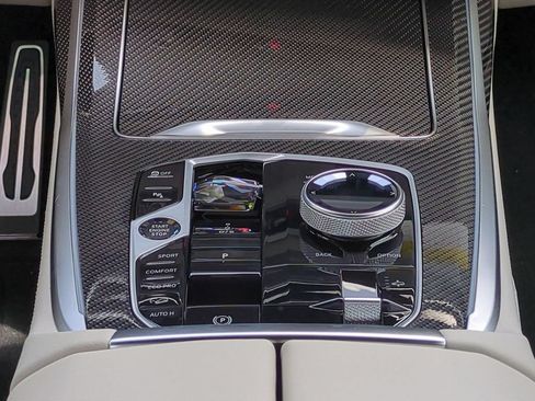 New 2027 BMW X7 M60i AWD/4WD image 19