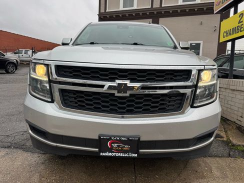 Used 2015 Chevrolet Suburban LT AWD/4WD image 9