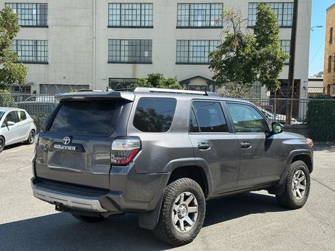 Used 2015 Toyota 4Runner Trail AWD/4WD image 4