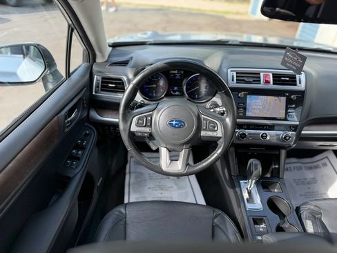 Used 2016 Subaru Outback 2.5i Limited AWD/4WD image 11