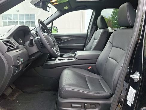 Certified 2024 Honda Passport EX-L image 14