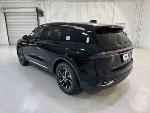 New 2026 Lincoln Nautilus Premier image 25