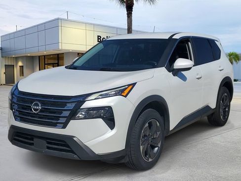 Used 2025 Nissan Rogue SV FWD image 1