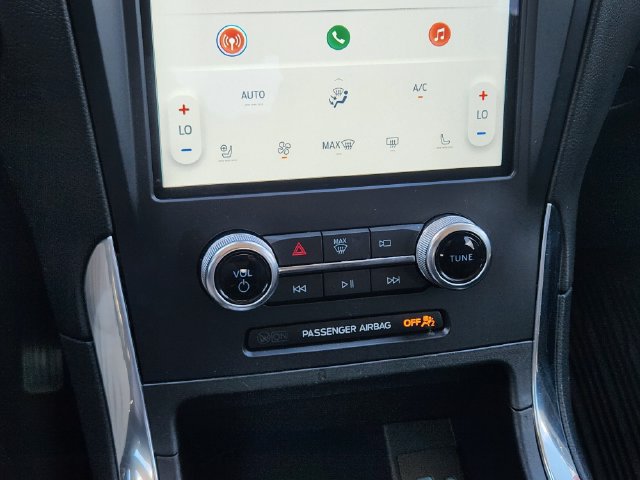 Used 2024 Ford Edge Titanium AWD/4WD image 19