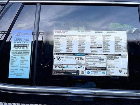 New 2026 GMC Yukon Denali w/ Denali Reserve Package AWD/4WD image 15