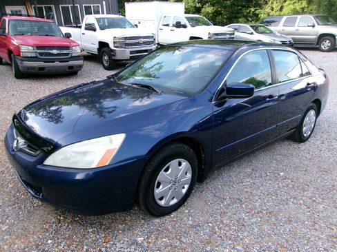 Used 2005 Honda Accord LX image 3