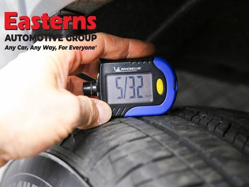 Used 2022 Toyota RAV4 LE image 28