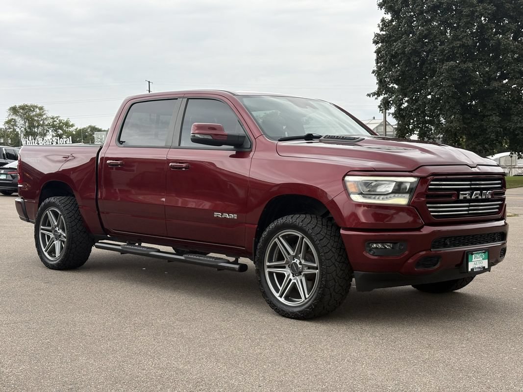 Used 2023 RAM 1500 Laramie AWD/4WD image 2