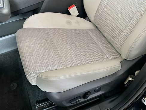 Used 2023 Nissan Rogue SV image 20