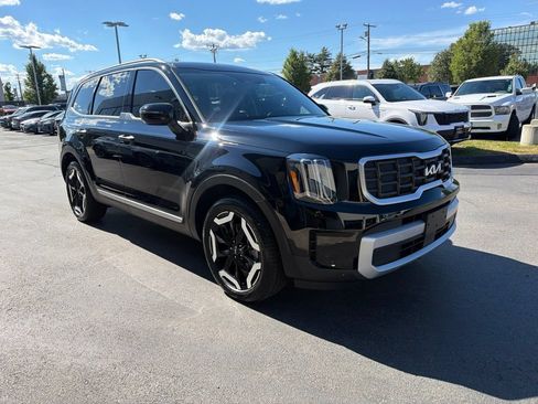 Certified 2024 Kia Telluride S w/ S Sunroof Package AWD/4WD image 5