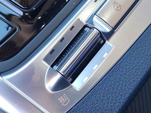 New 2025 Kia Carnival SX Prestige image 23